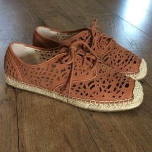 Vince Camuto Lace Up Espadrille 7.5